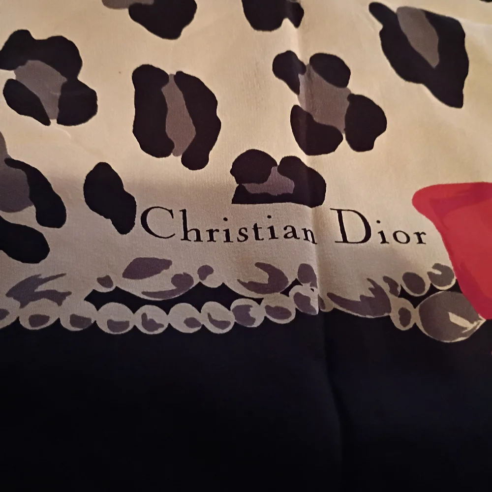 ❤️CHRISTIAN DIOR Bows and Leopard Print Silk Scarf